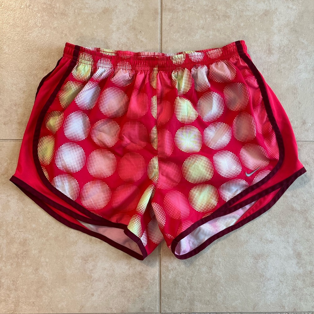 NIKE Women's Dri-Fit Running Shorts Size Medium - Picture 1 of 3